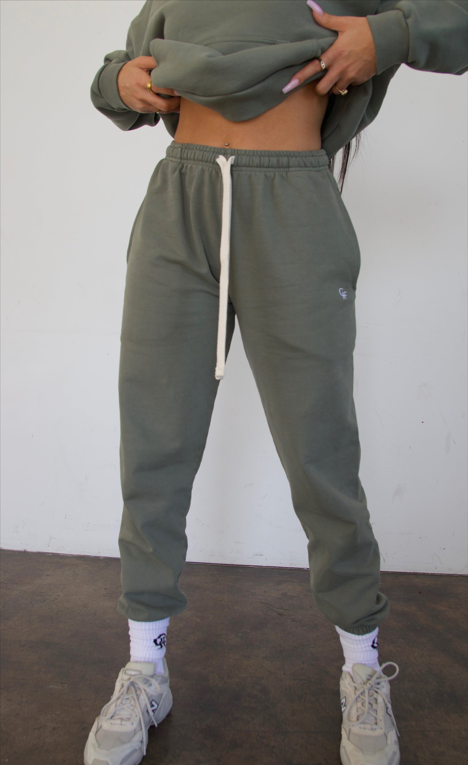 GJF Cozy Terry Joggers - Olive